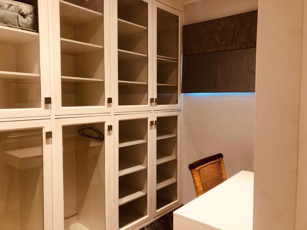 27A On Angus Hotel Йоханесбург Екстериор снимка