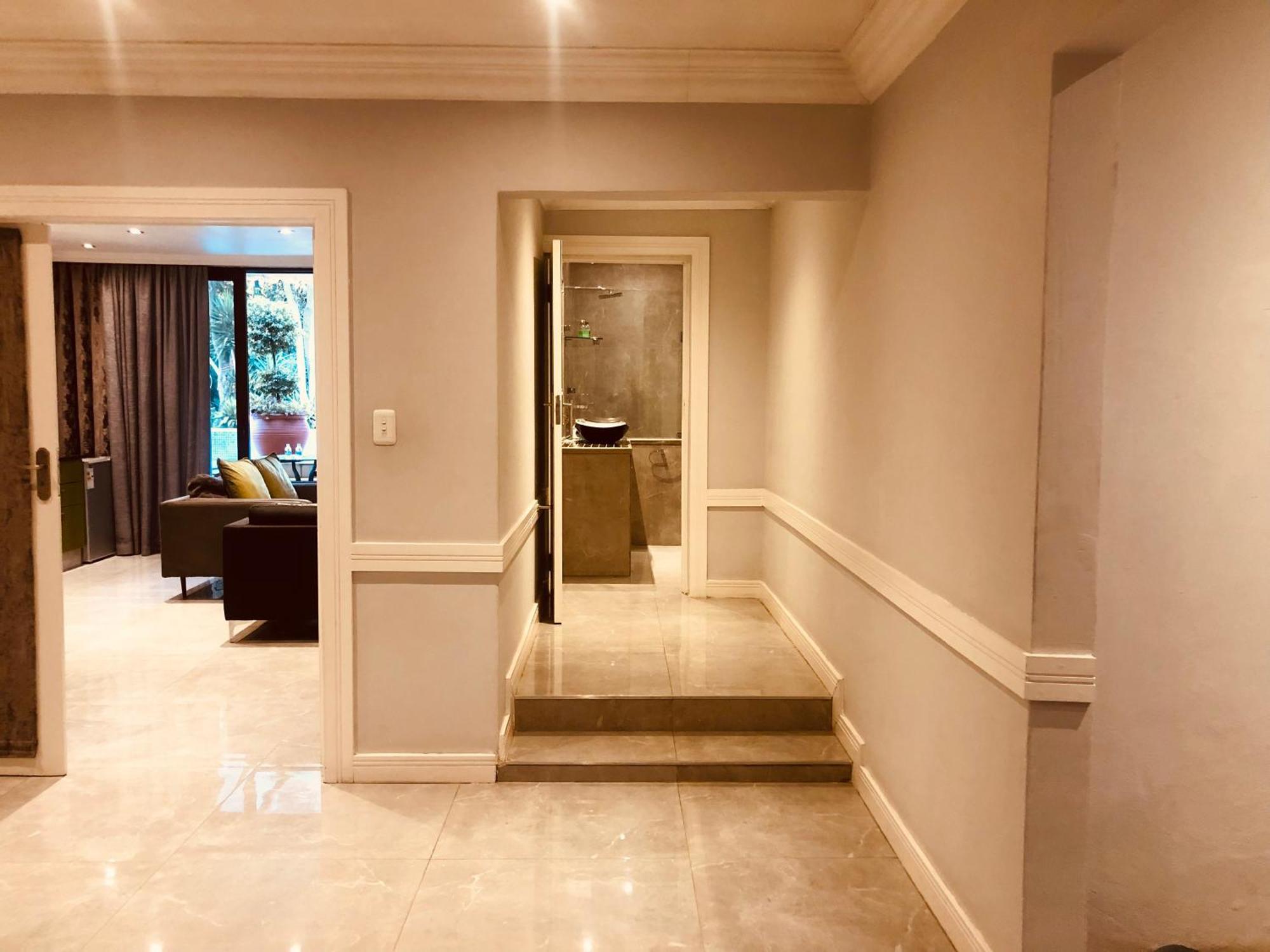 27A On Angus Hotel Йоханесбург Екстериор снимка